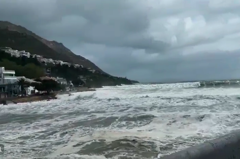 Gordon's Bay residents urged to be cautious