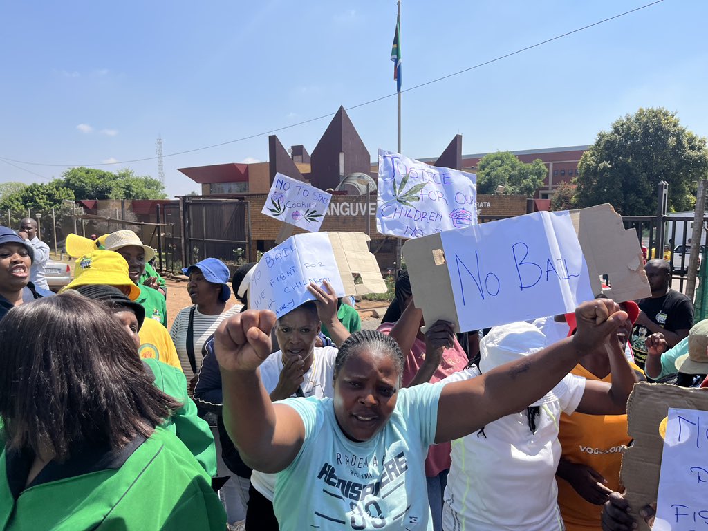 Parents of Soshanguve pupils sold space muffins urged to give police statements