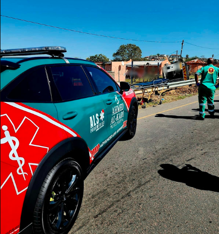 Guard killed, another airlifted to hospital after suspects bomb cash-carrying vehicle on M35 in KZN