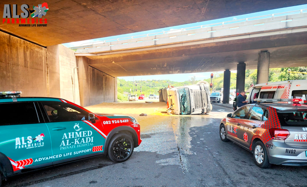 Major KZN route closed to traffic after multi-vehicle crash