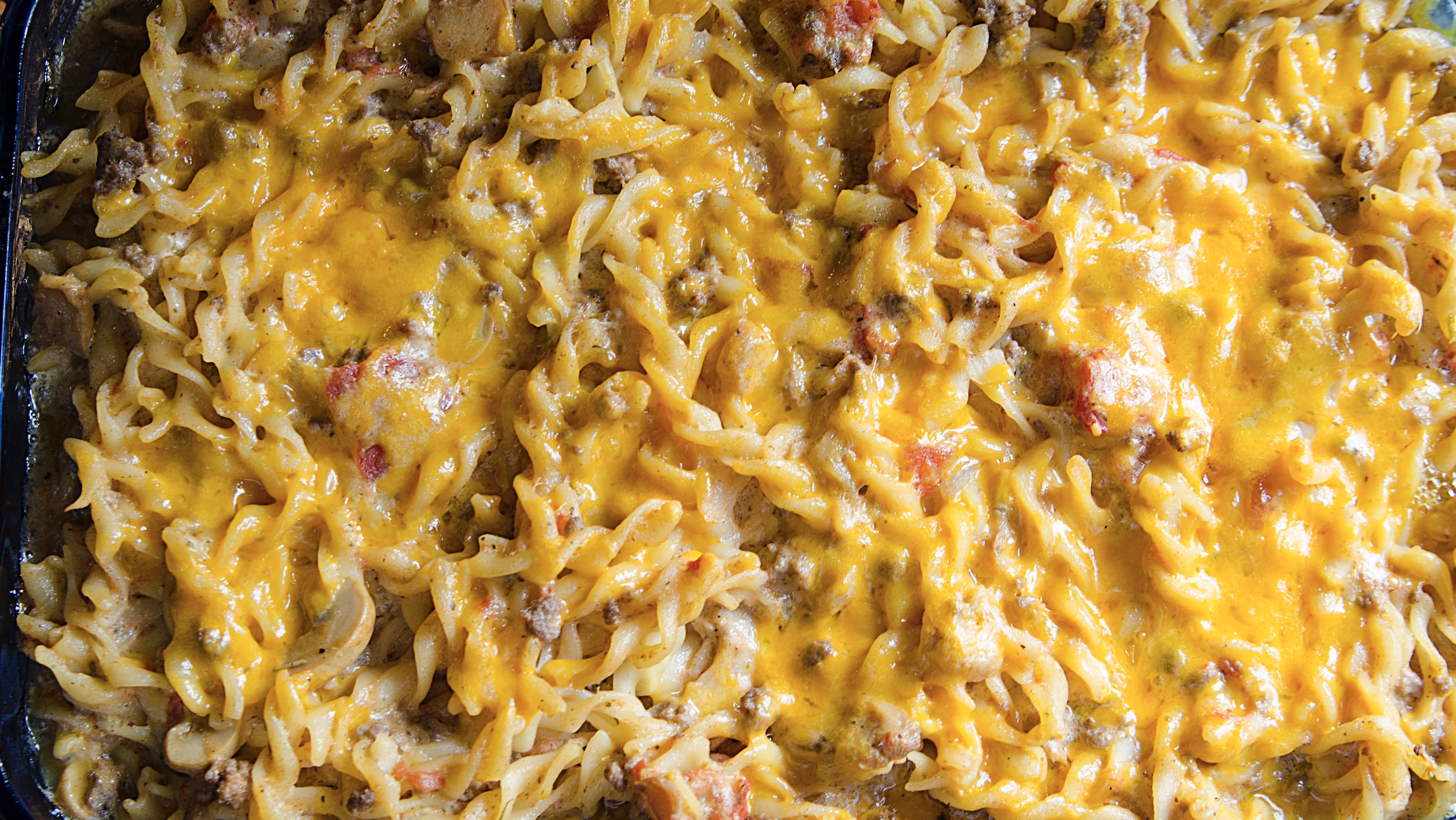 Cheeseburger mac and cheese bake