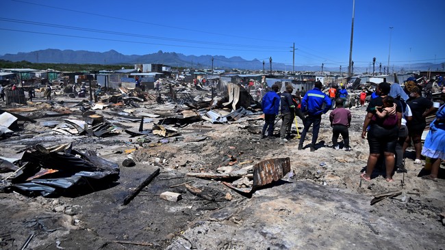 Town Two residents in Khayelitsha begin rebuilding homes after deadly fire