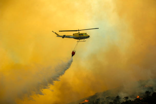 Firefighters praised for their ongoing heroics in Simon’s Town fire