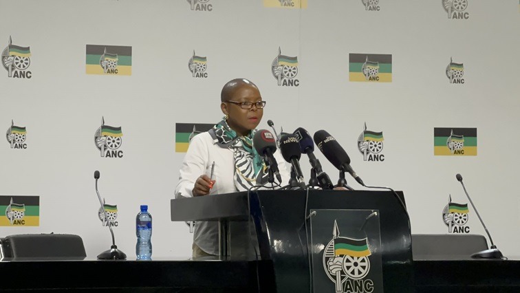 Mahlengi Bhengu-Motsiri