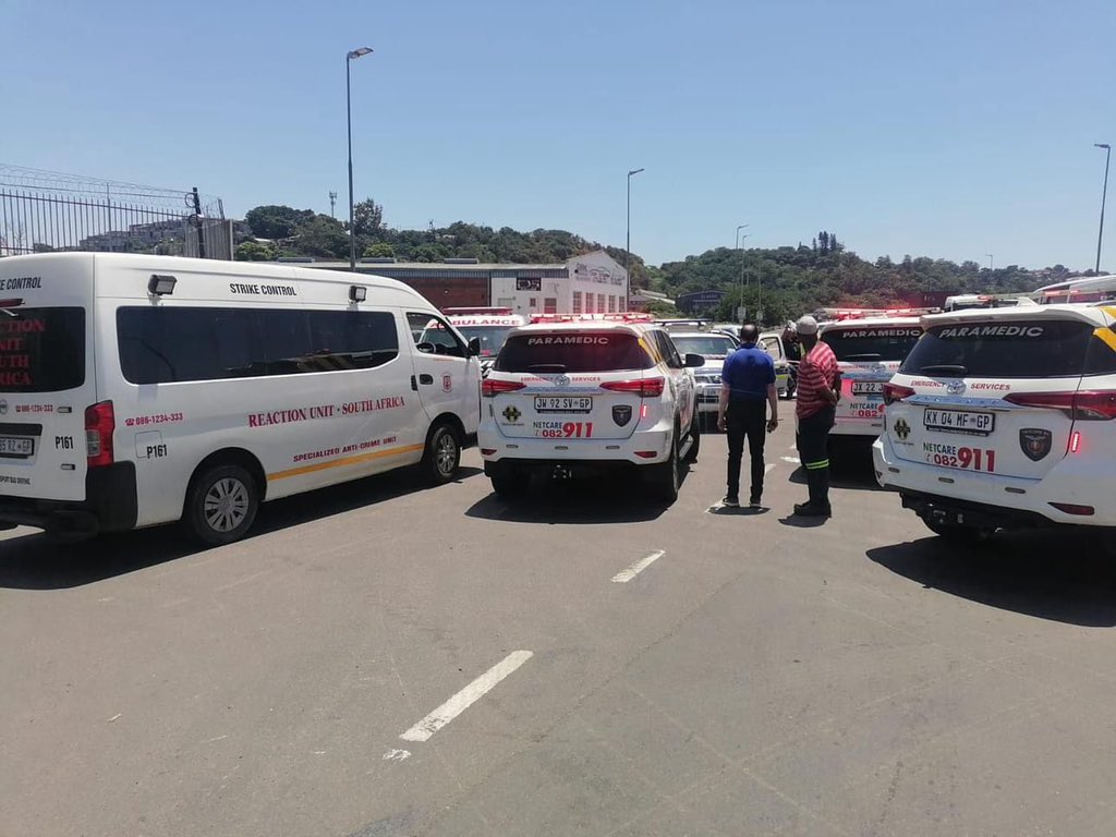 Manhunt underway after mother & daughter injured in Durban drive-by shooting