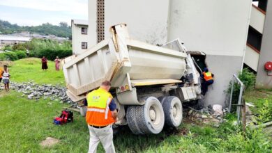 Truck driver ploughs into flats in Durban