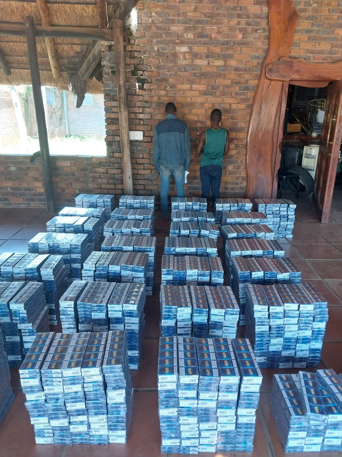 Limpopo police nab 2 suspects with R300 000 illegal cigarettes