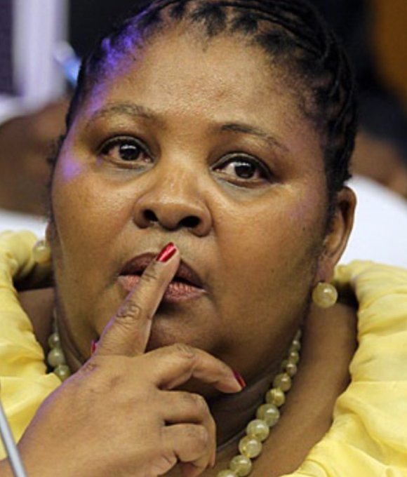Nosiviwe Mapisa-Nqakula