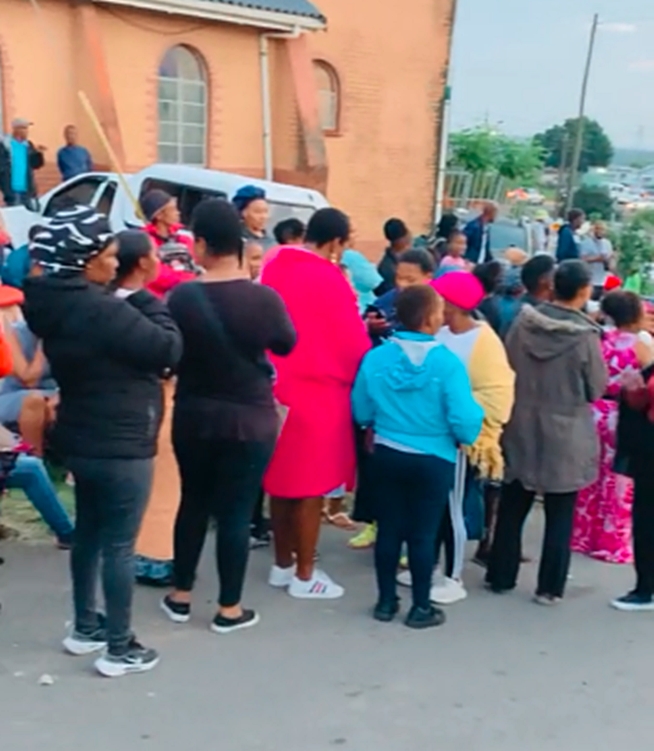 Desperate parents camp outside top performing uMlazi school for grade eight application forms