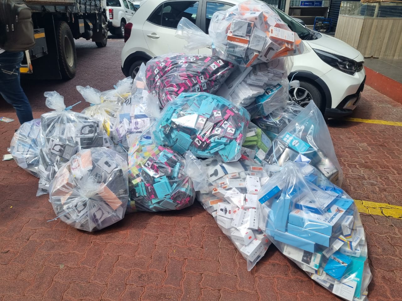 R40K abandoned at Joburg shopping centre during anti-crime blitz where cops seized counterfeit goods worth R11 million