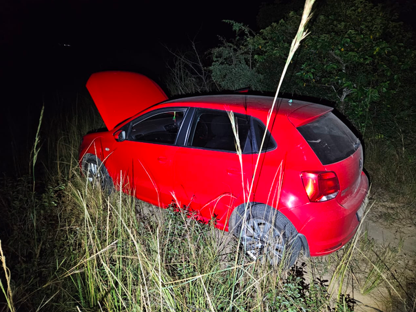 Hijacking & kidnapping victims found and cars recovered, manhunt launched for suspects