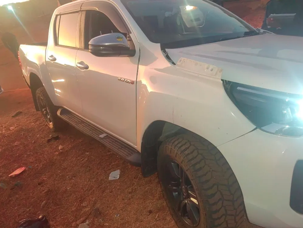 Thieves disintegrate stolen Toyota Hilux’s interior & steal computer box in Ekurhuleni