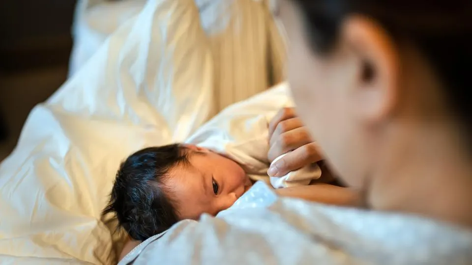 breastfeeding mother