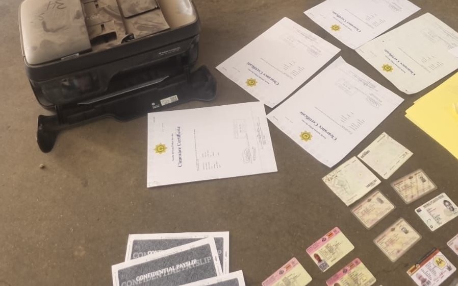 5 nabbed for generating fake documents on East Rand