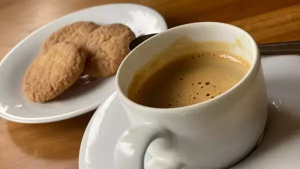 tea and biscuit