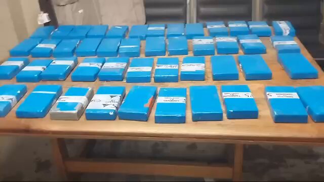 Another drug bust at OR Tambo airport as cocaine worth R25 million found in a bag