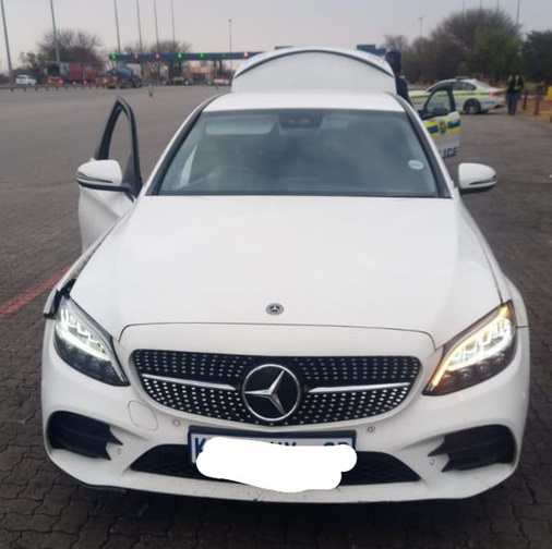 Mercedes-Benz hijacked in Joburg intercepted by cops on N1 freeway in Limpopo