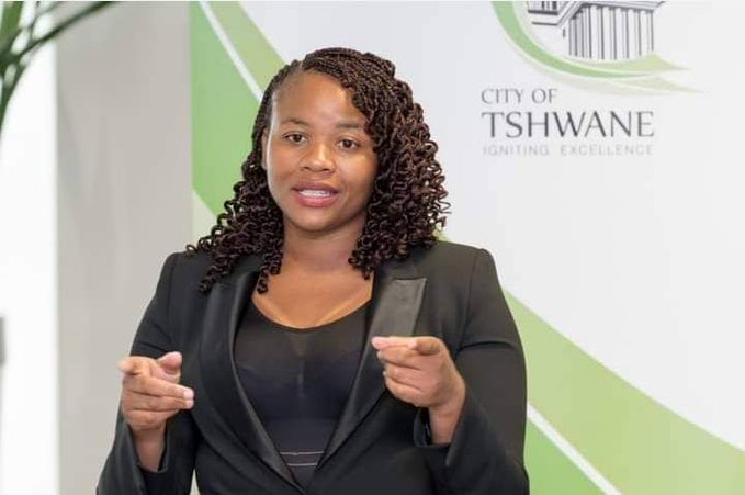 Nasiphi Moya