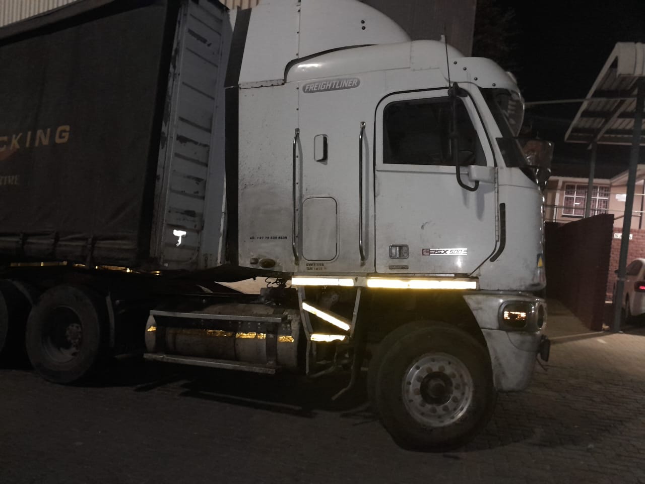 R1 million worth of facial creams and illicit cigarettes seized at border with Botswana