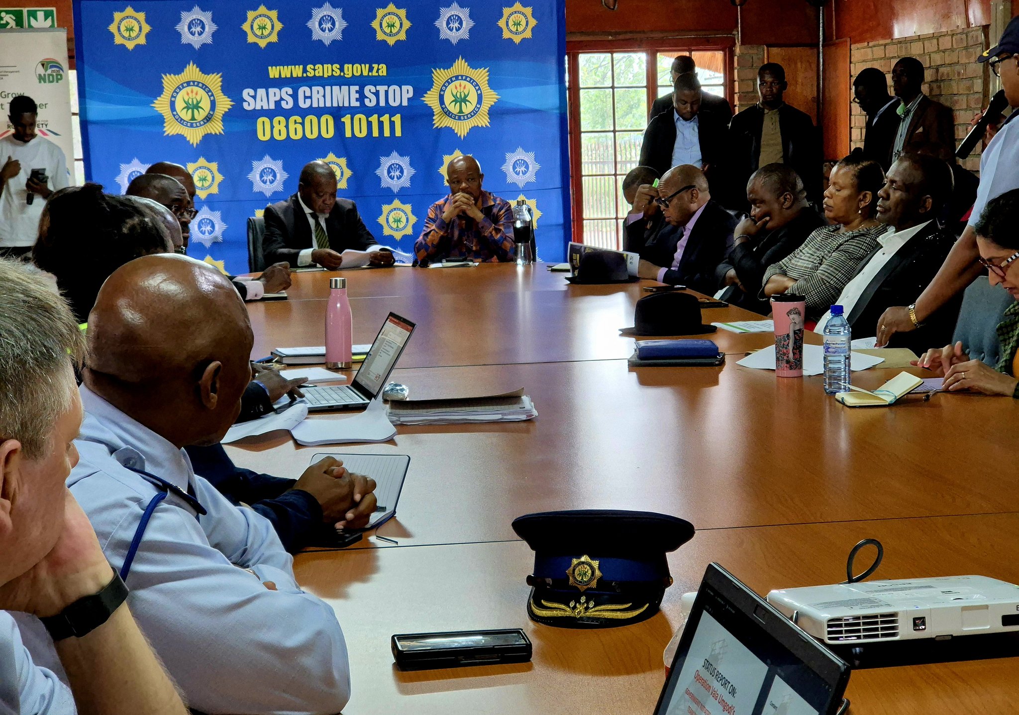 Gwede Mantashe arrives in Stilfontein as operation to retrieve zama zamas continues