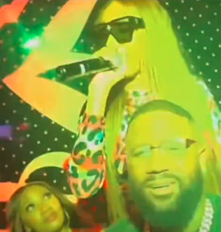Nadia Nakai under fire for disrespecting Cassper Nyovest’s wife Pulane during club performance