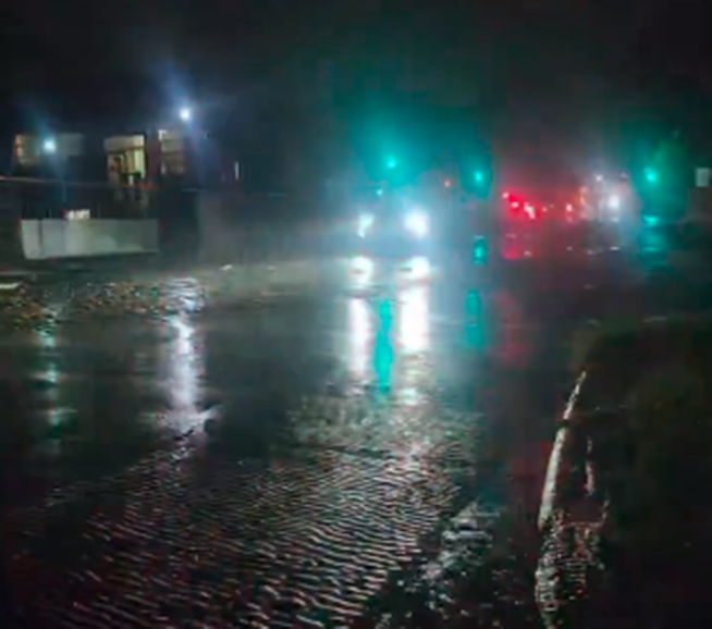 KZN residents face flooding as vehicles are washed away