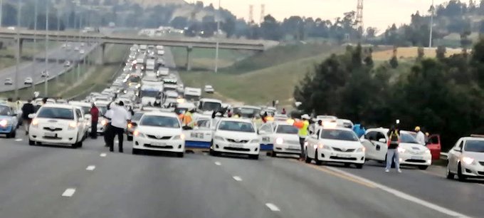 Soweto taxi operators block roads over route dispute